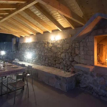 In Tijarica - Split Riviera 45083 Tatil Evi Biorine
