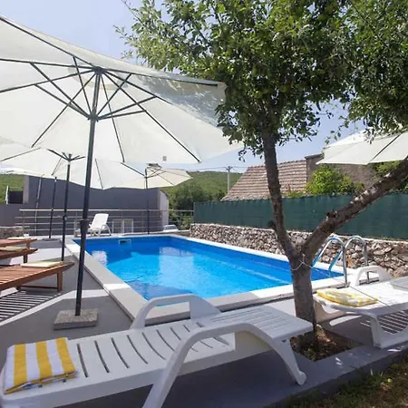 Tatil Evi In Tijarica - Split Riviera 45083 Biorine